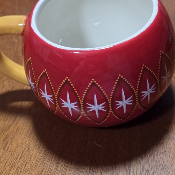 Cute hot chocolate  cup from Harry and David's this would make.a.nice gift - Picture 7 of 8